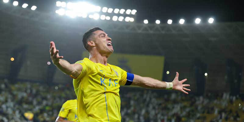 Ronaldo tiếp tục xác lập thêm kỷ lục
